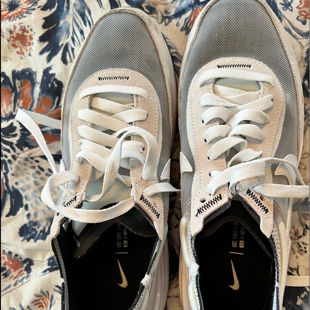 Womens Nike shoes